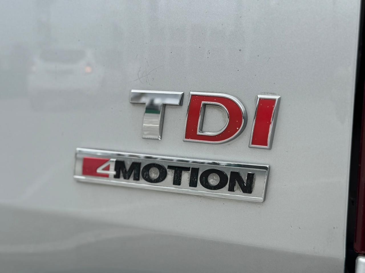 VOLKSWAGEN Amarok - Foto