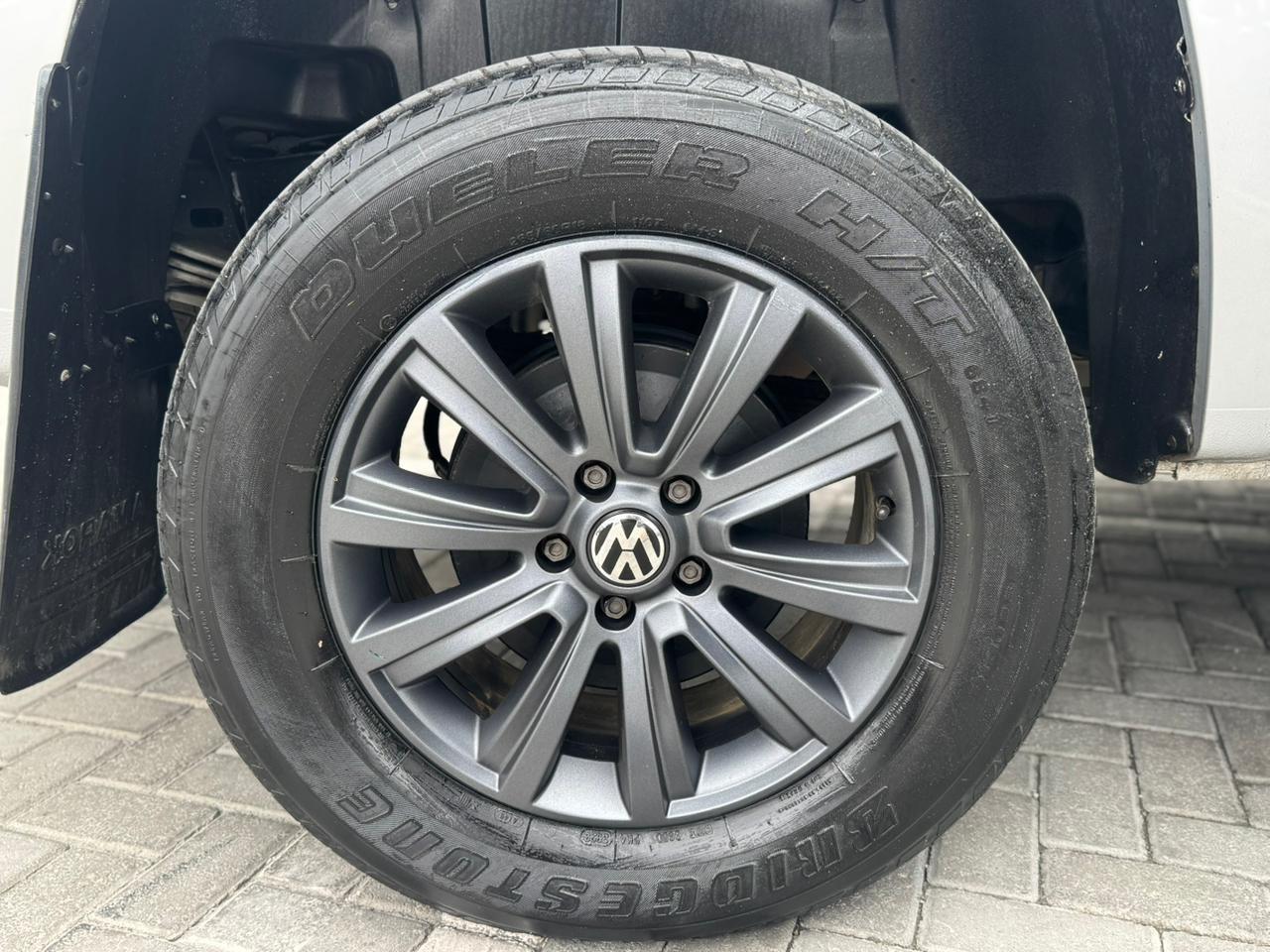 VOLKSWAGEN Amarok - Foto
