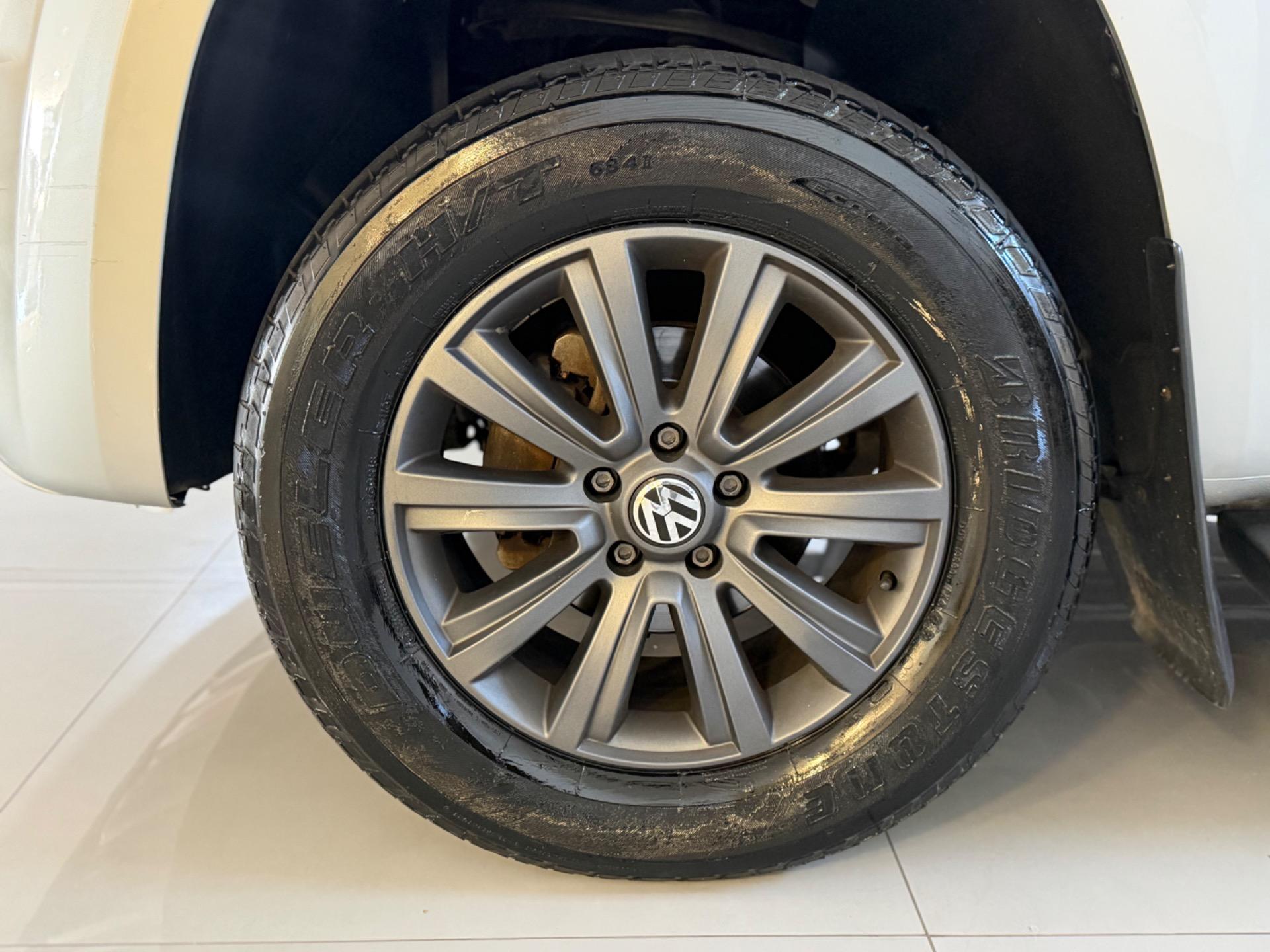 VOLKSWAGEN Amarok - Foto