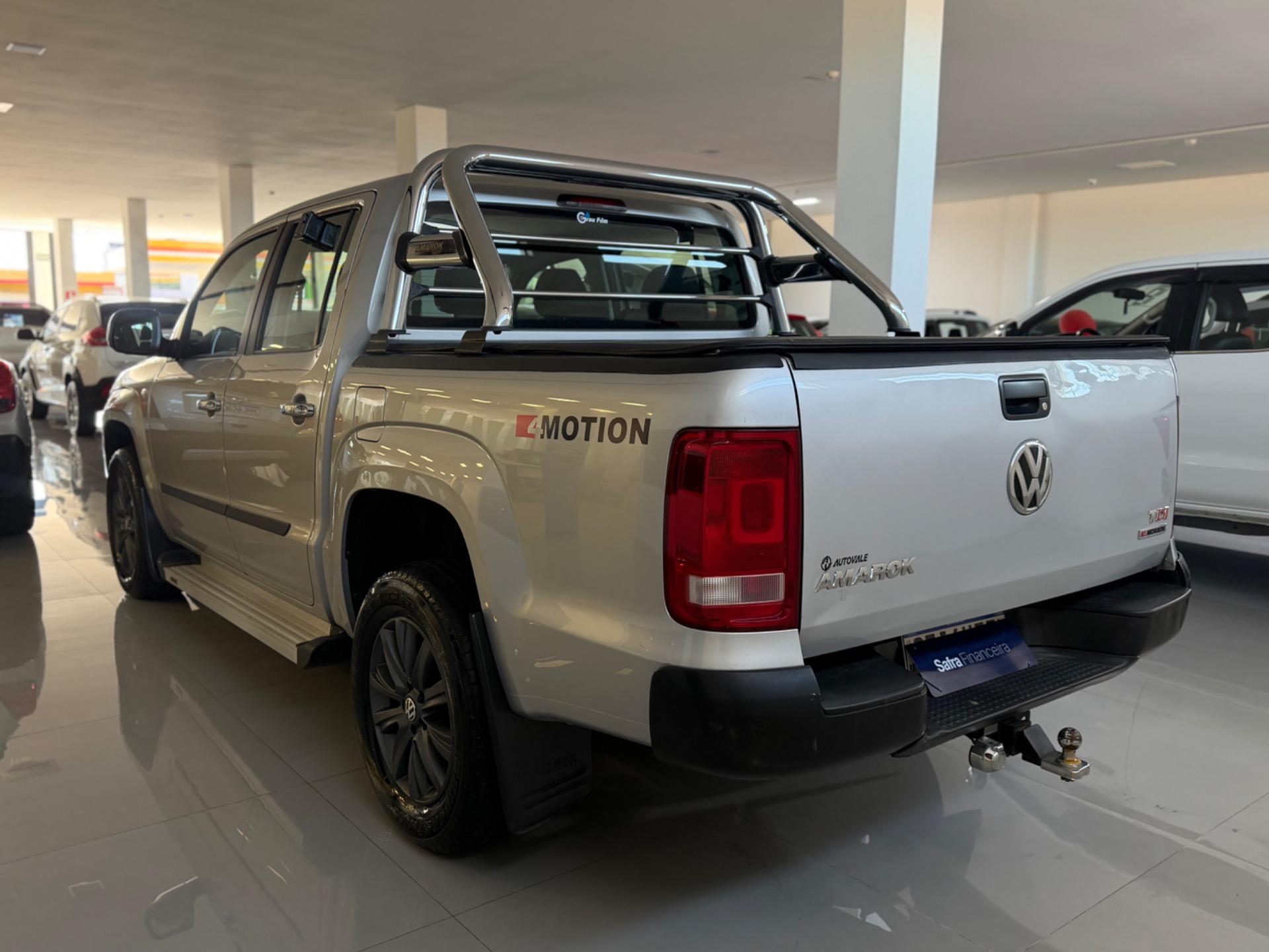 VOLKSWAGEN Amarok - Foto