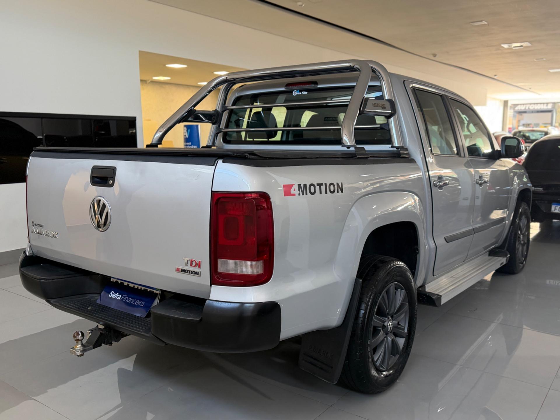 VOLKSWAGEN Amarok - Foto