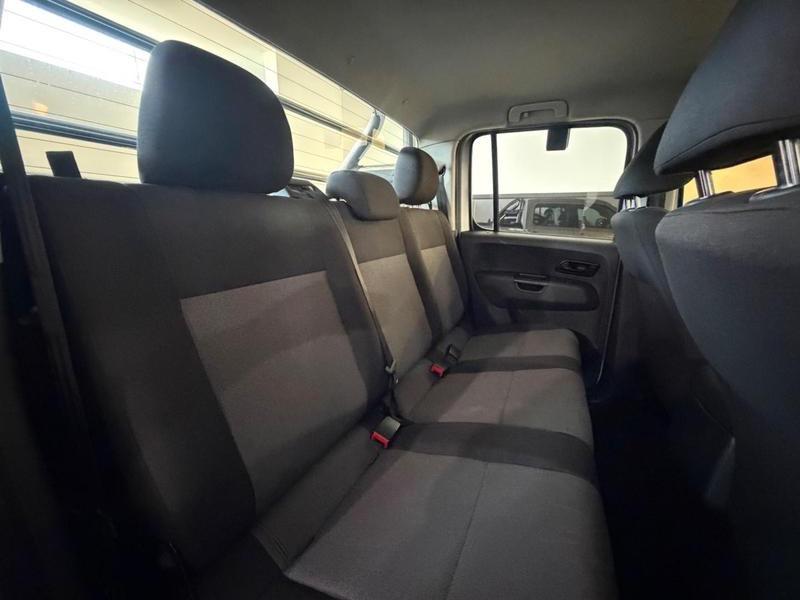 VOLKSWAGEN Amarok - Foto