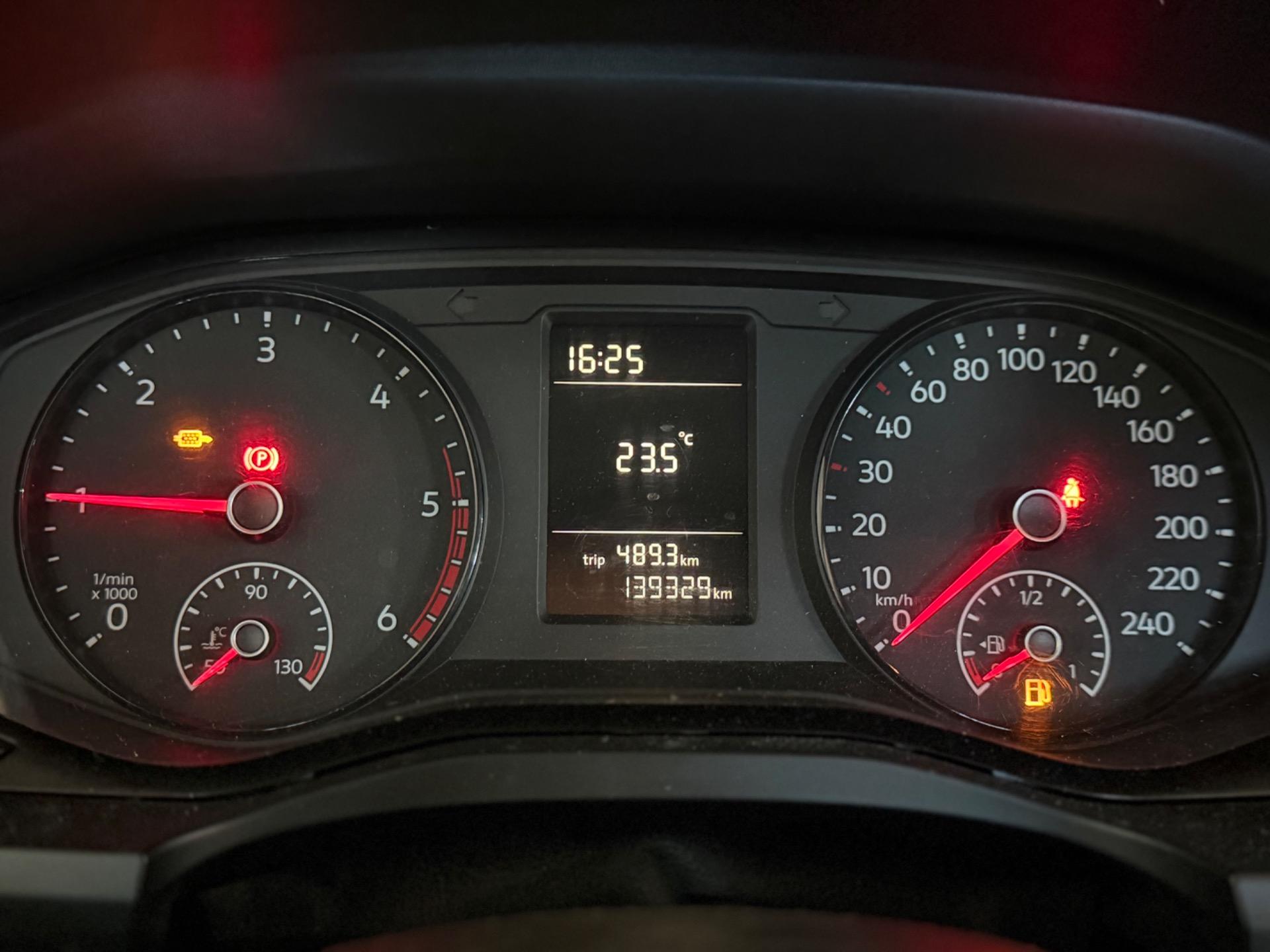 VOLKSWAGEN Amarok - Foto