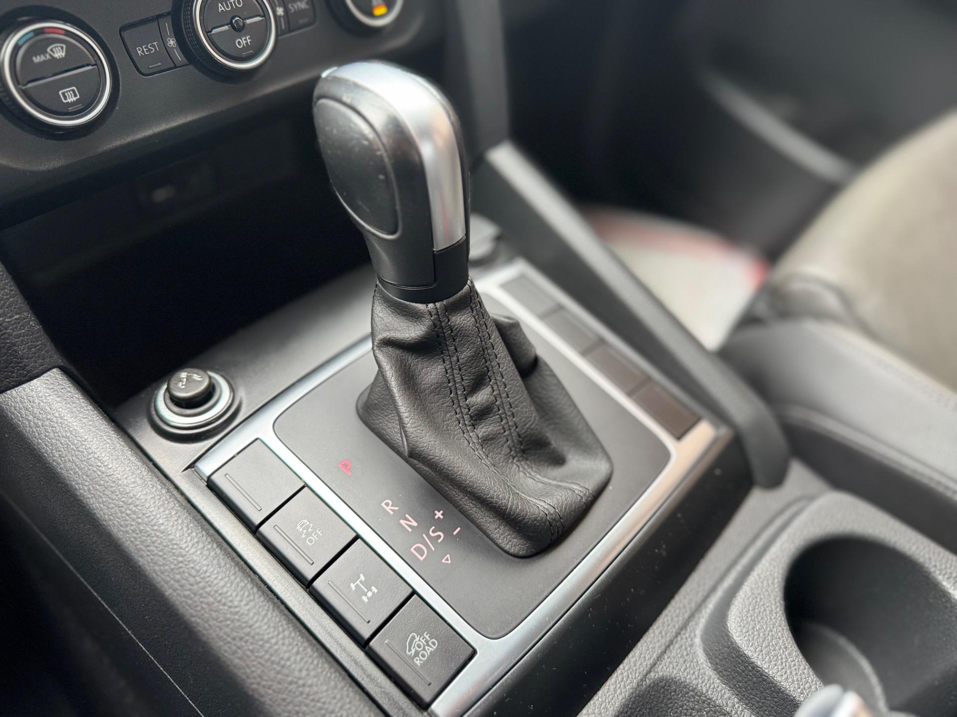 VOLKSWAGEN Amarok - Foto