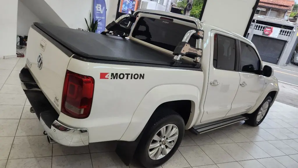 VOLKSWAGEN Amarok - Foto