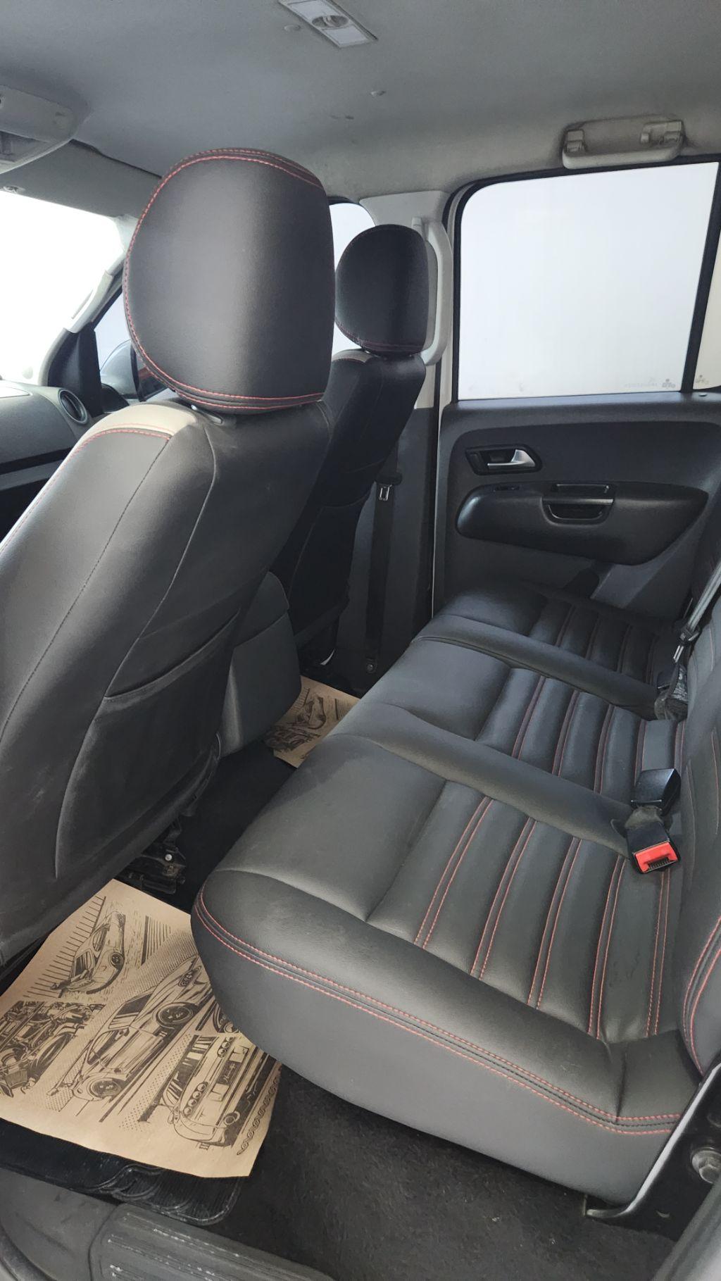 VOLKSWAGEN Amarok - Foto