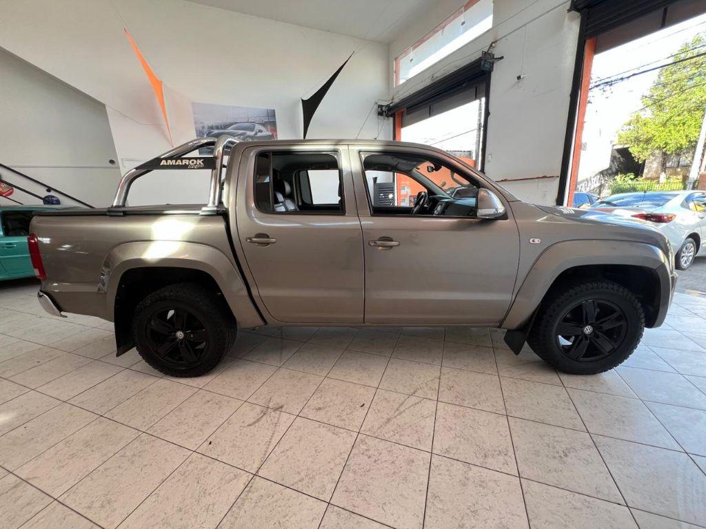 VOLKSWAGEN Amarok - Foto