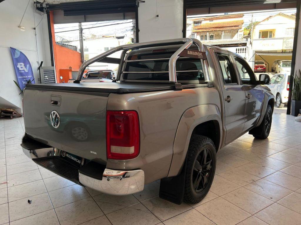 VOLKSWAGEN Amarok - Foto