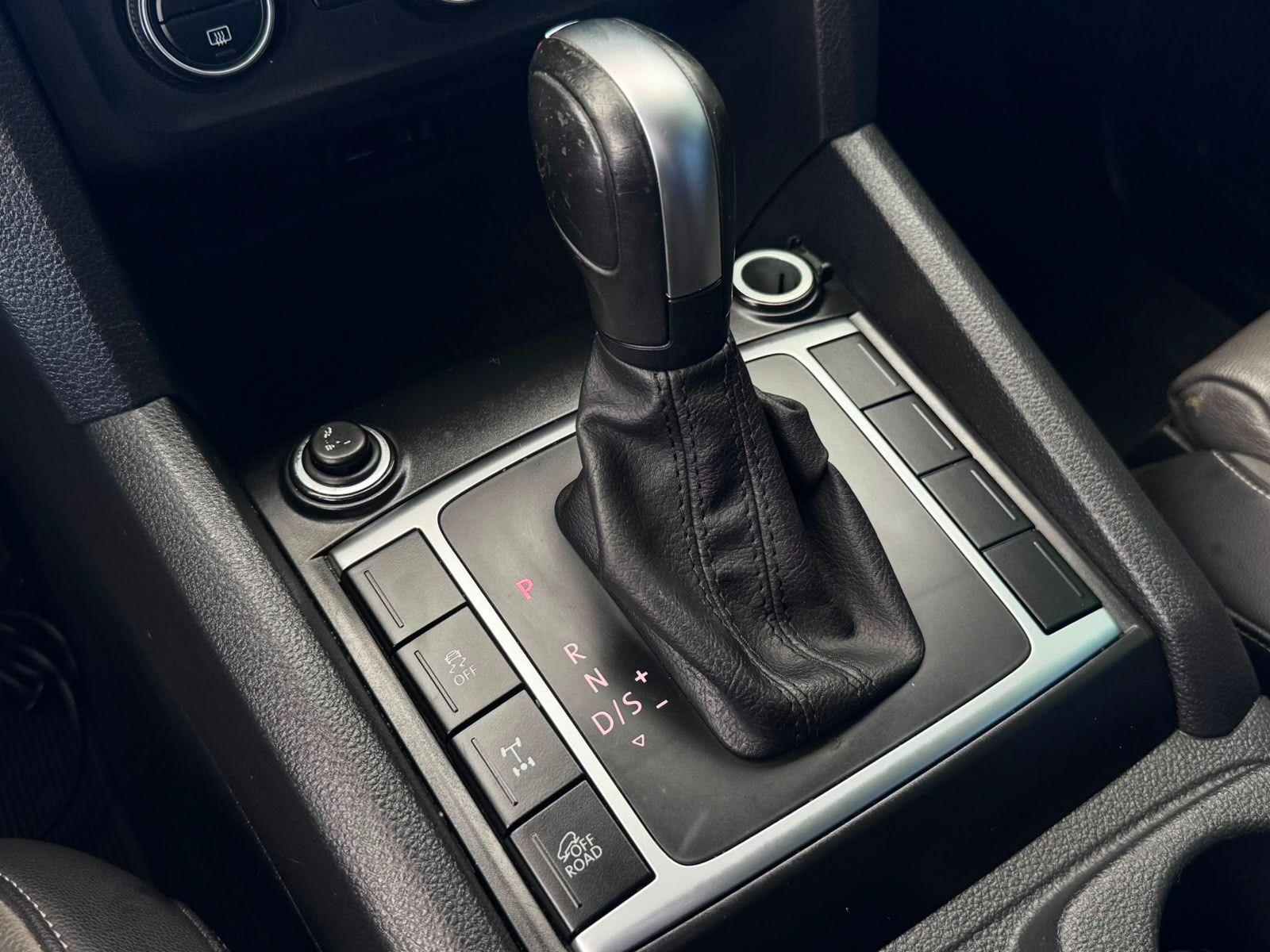VOLKSWAGEN Amarok - Foto