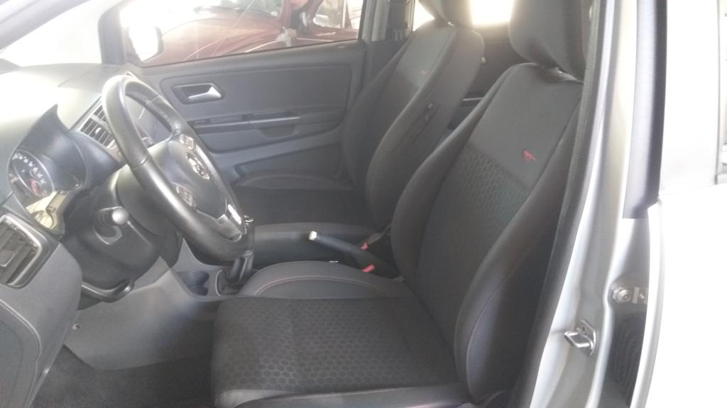 VOLKSWAGEN Crossfox - Foto