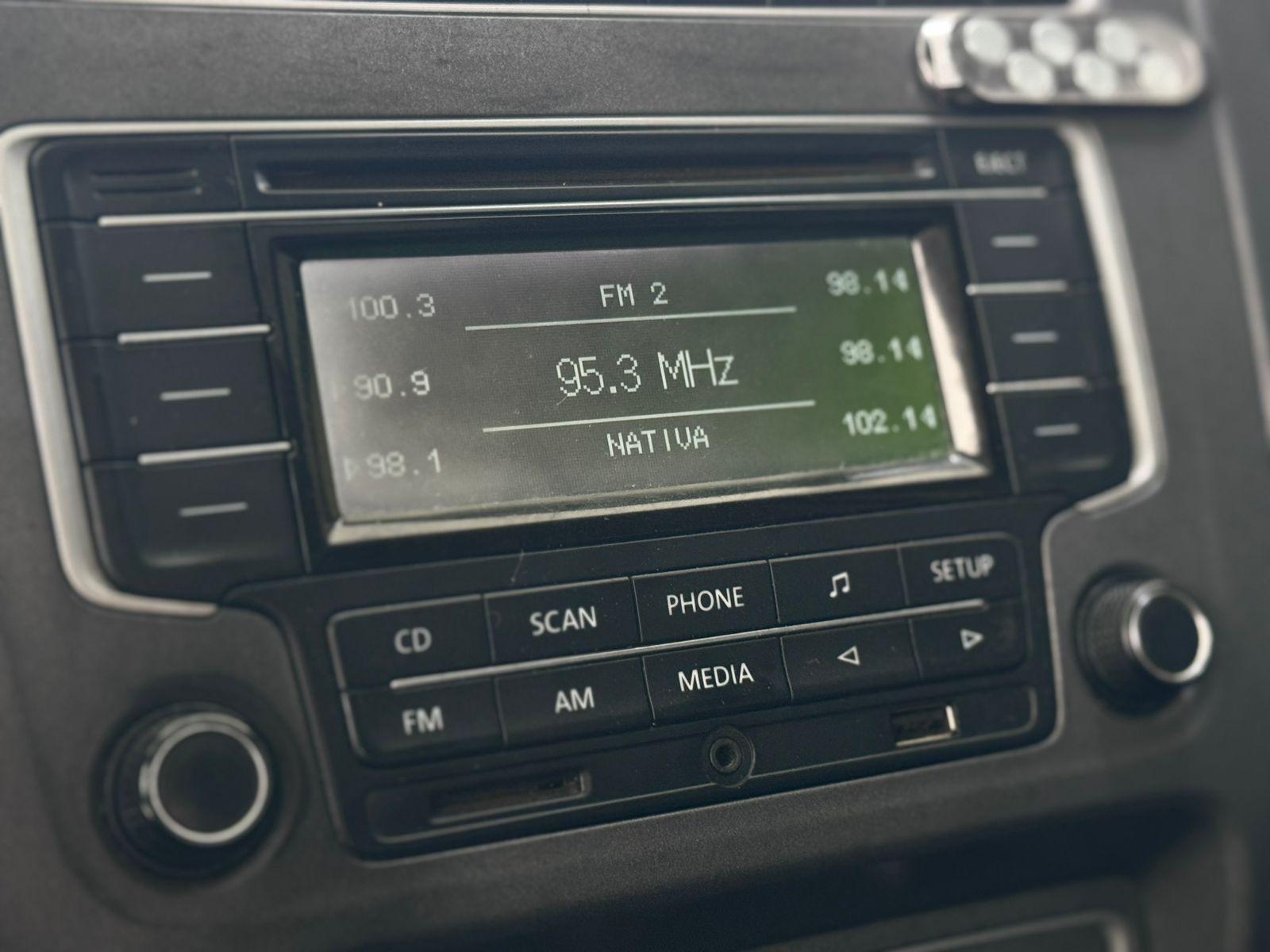 VOLKSWAGEN Crossfox - Foto