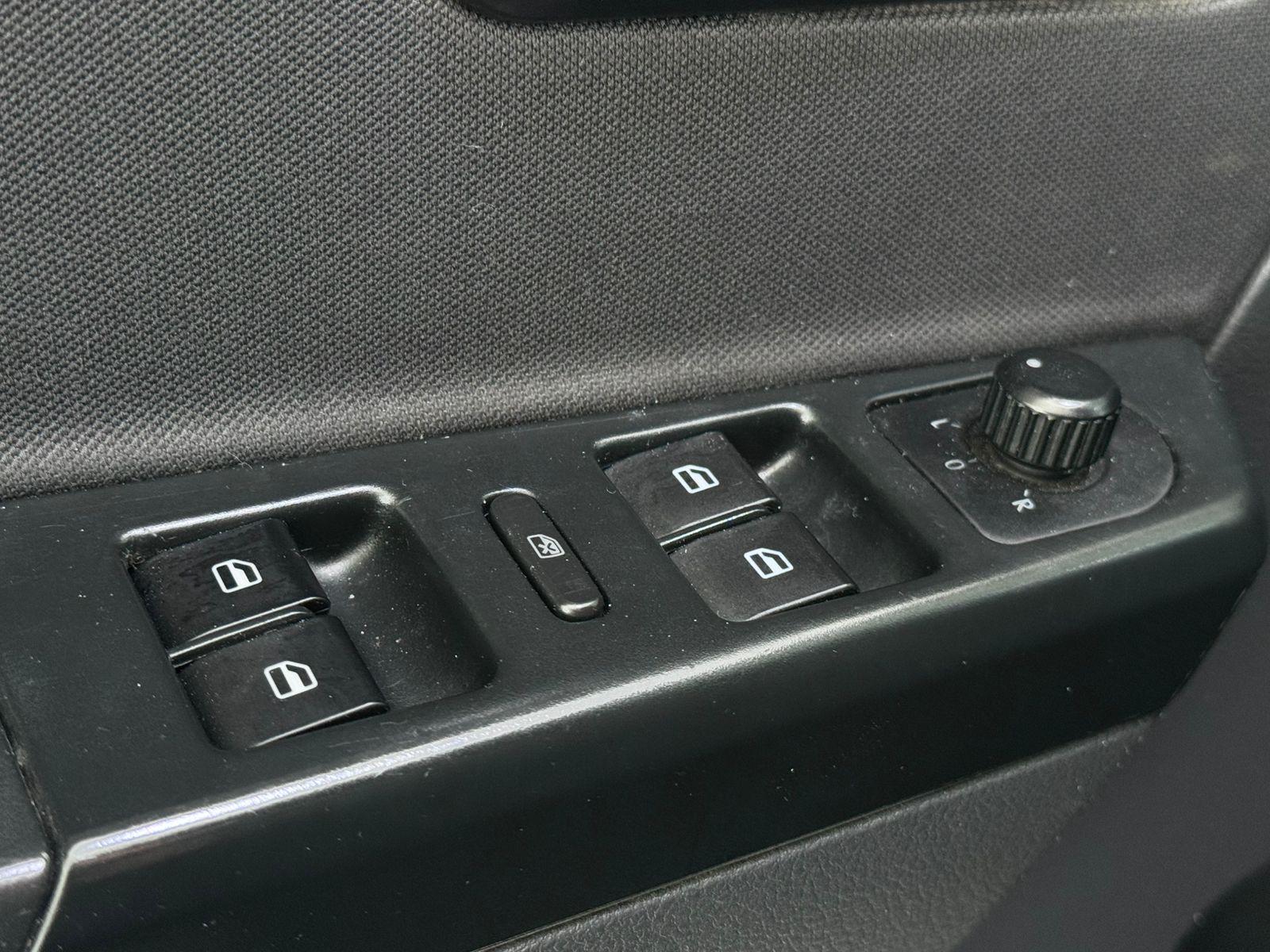VOLKSWAGEN Crossfox - Foto