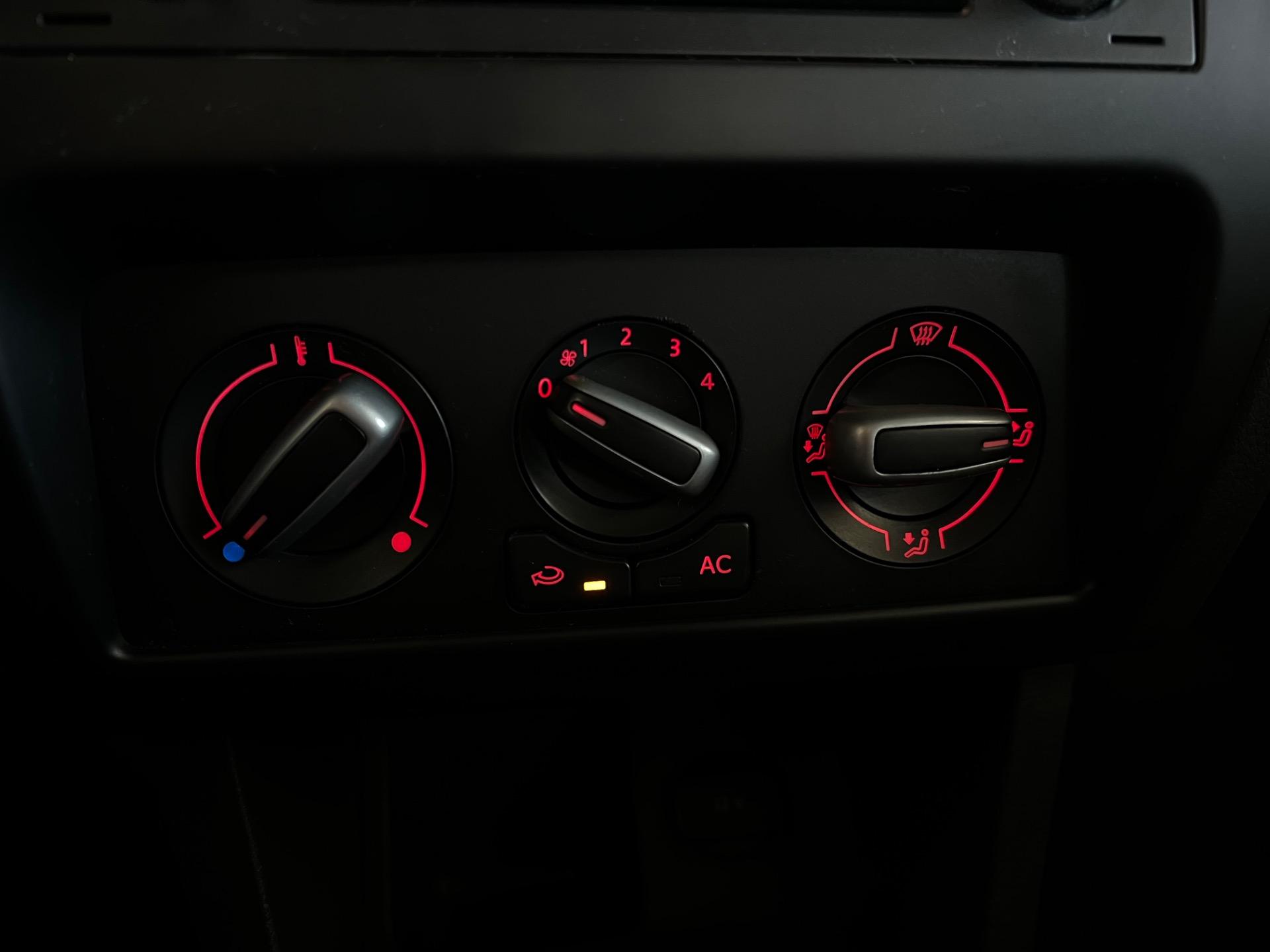 VOLKSWAGEN Crossfox - Foto