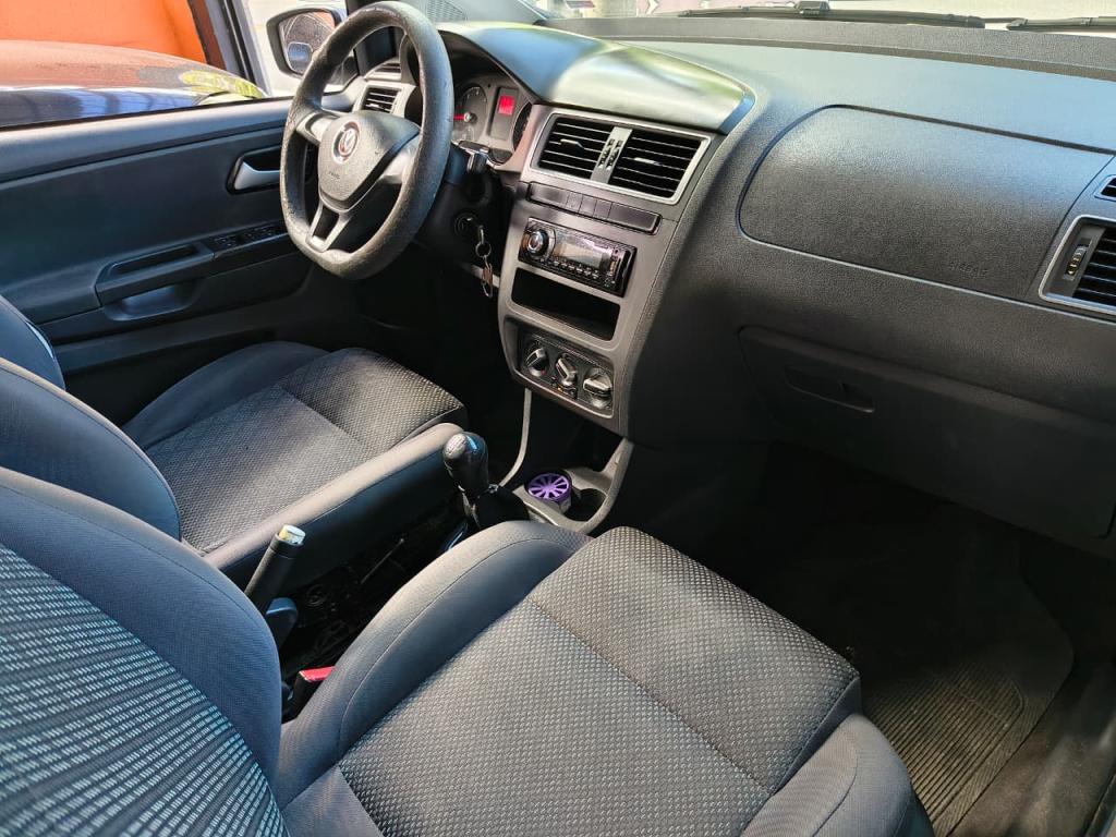 VOLKSWAGEN Fox - Foto