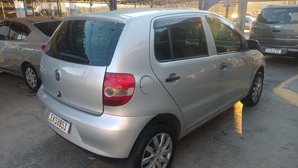 VOLKSWAGEN Fox - Foto