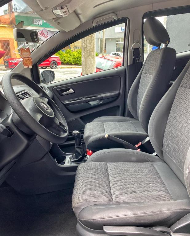VOLKSWAGEN Fox - Foto
