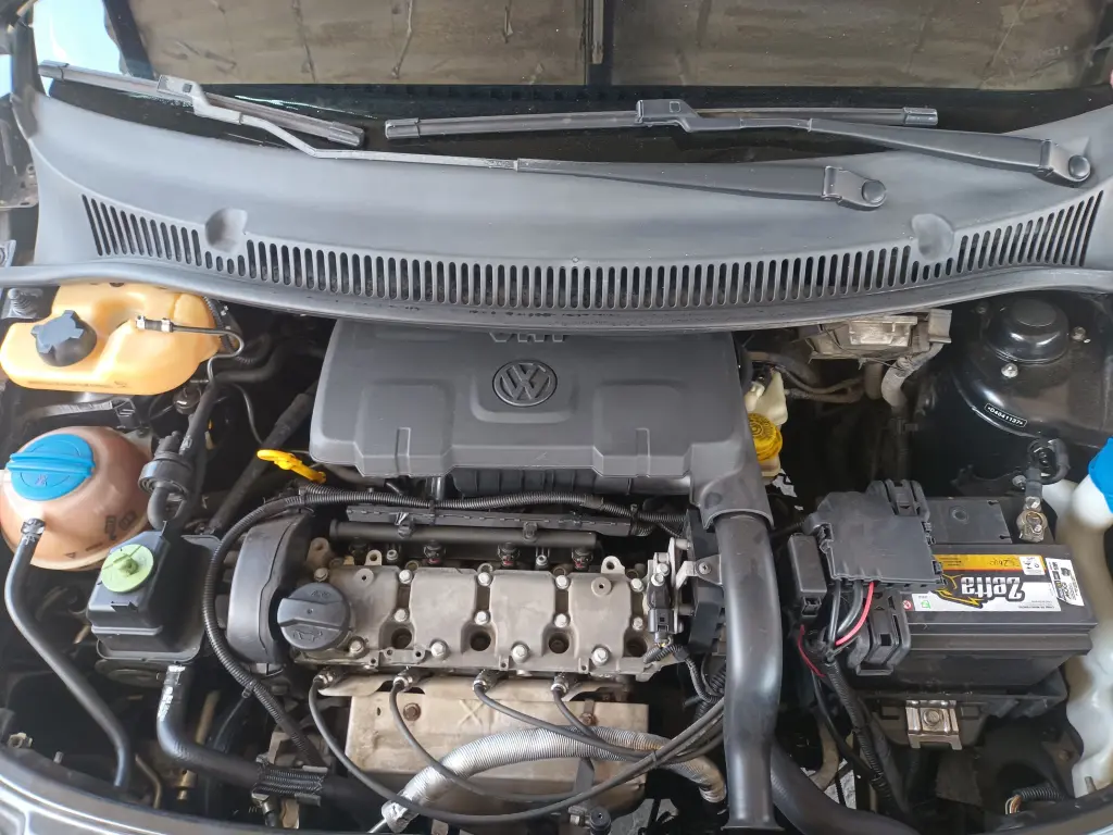 VOLKSWAGEN Fox - Foto