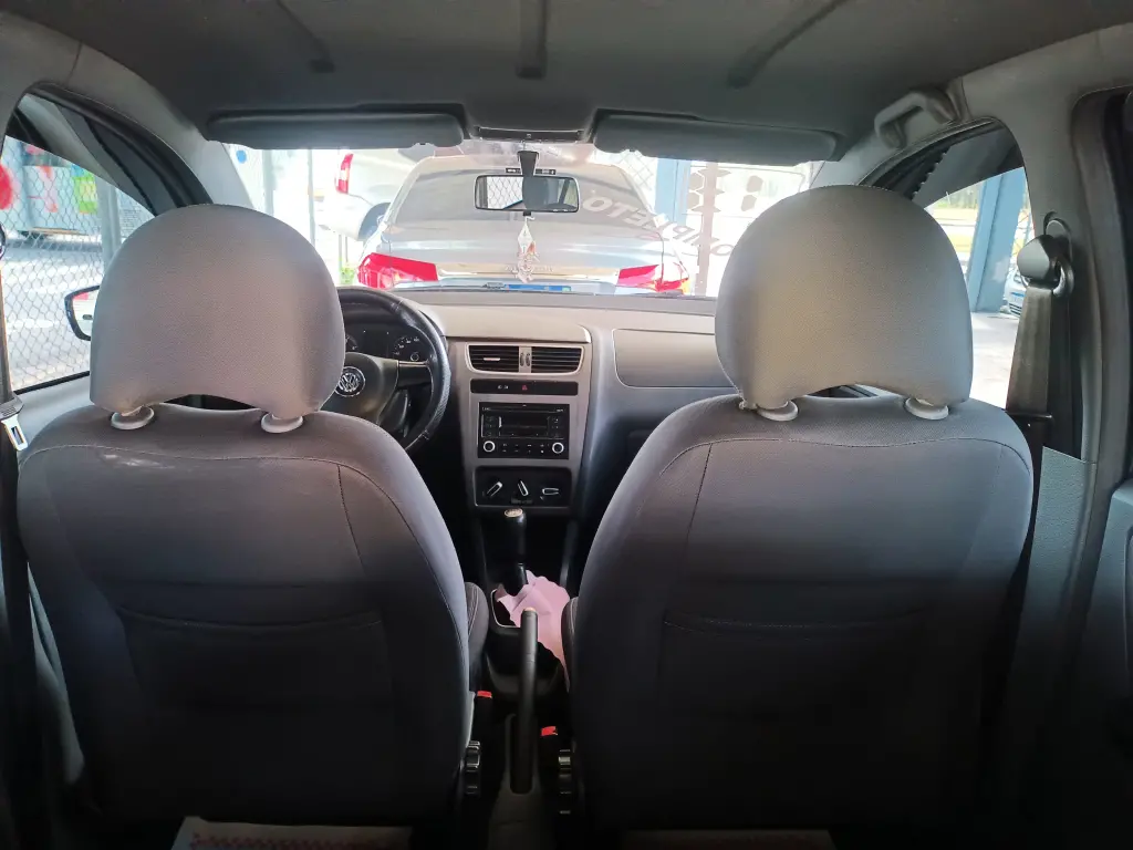 VOLKSWAGEN Fox - Foto