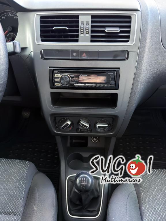 VOLKSWAGEN Fox - Foto