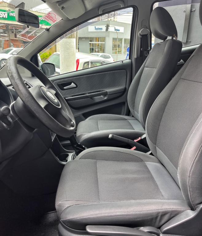 VOLKSWAGEN Fox - Foto
