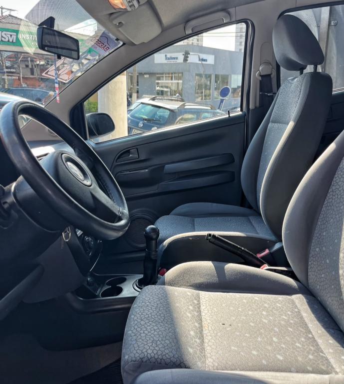 VOLKSWAGEN Fox - Foto