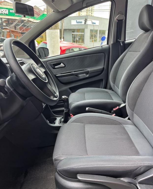 VOLKSWAGEN Fox - Foto