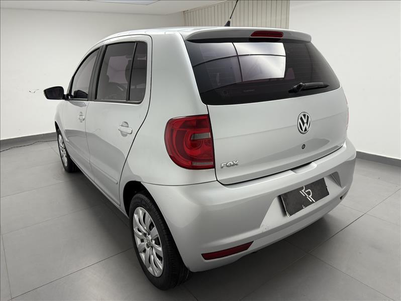 VOLKSWAGEN Fox - Foto