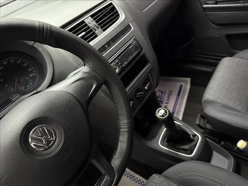 VOLKSWAGEN Fox - Foto