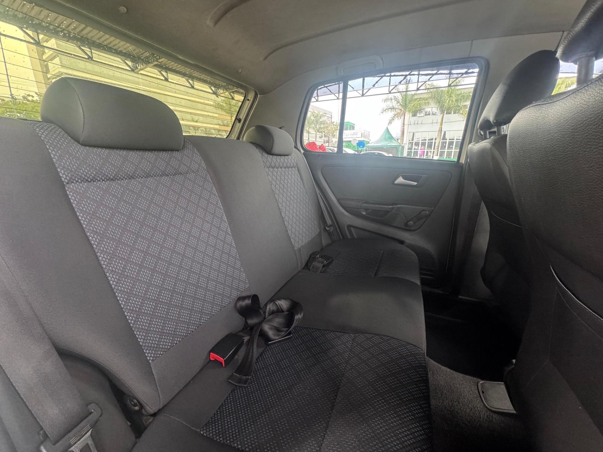 VOLKSWAGEN Fox - Foto