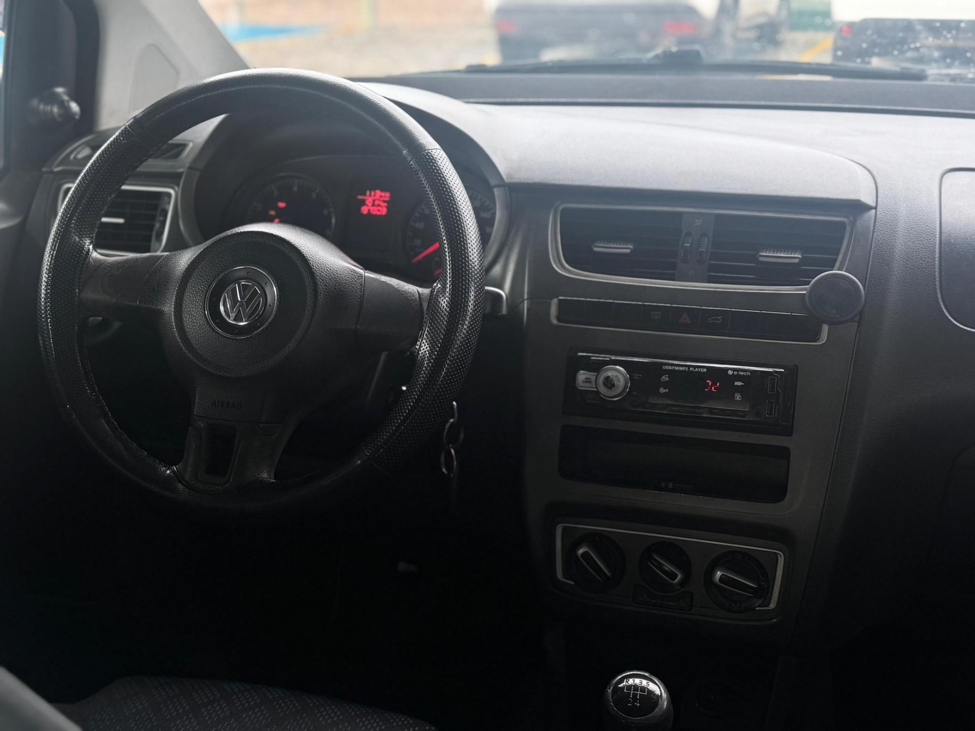 VOLKSWAGEN Fox - Foto