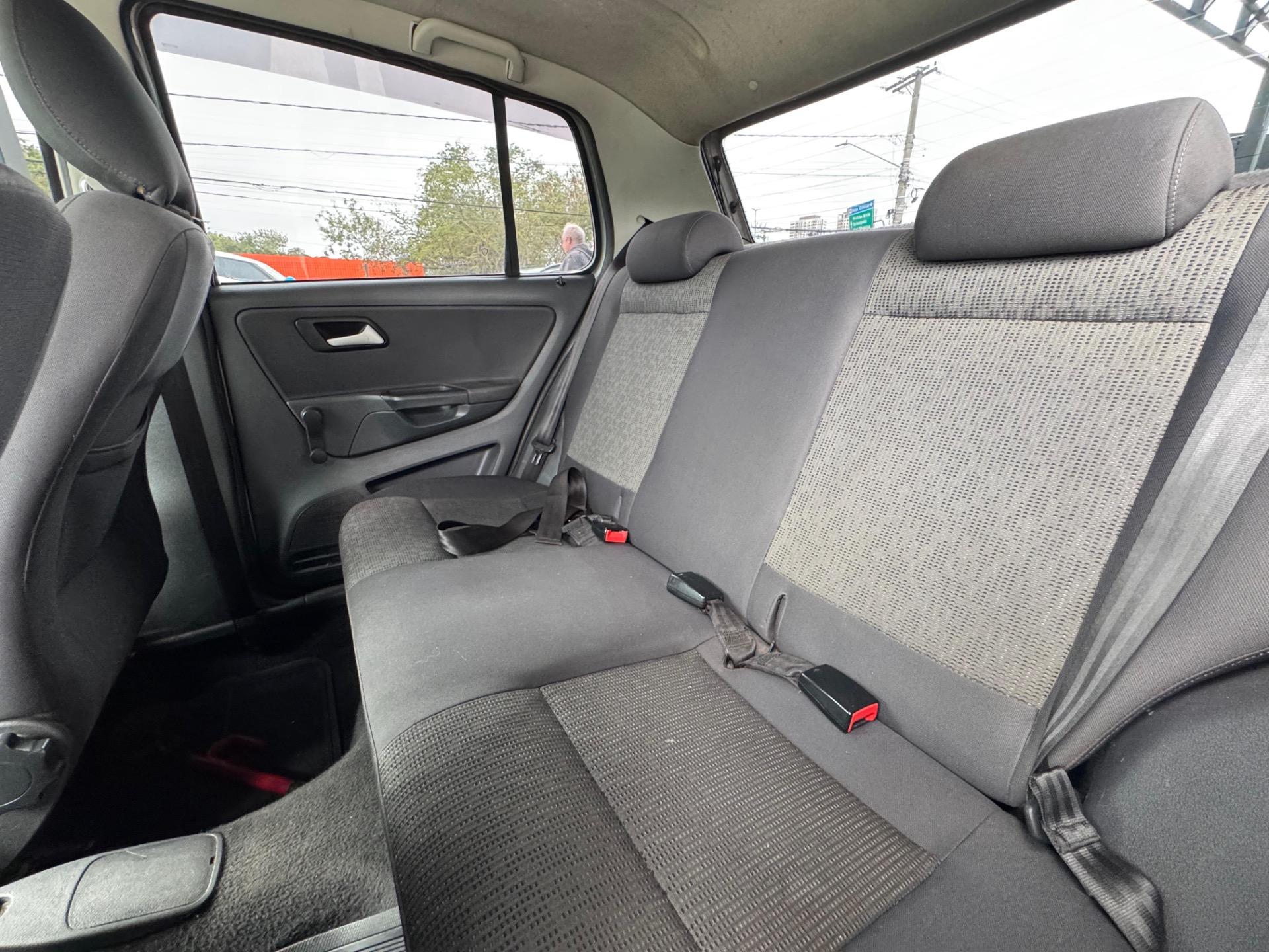 VOLKSWAGEN Fox - Foto