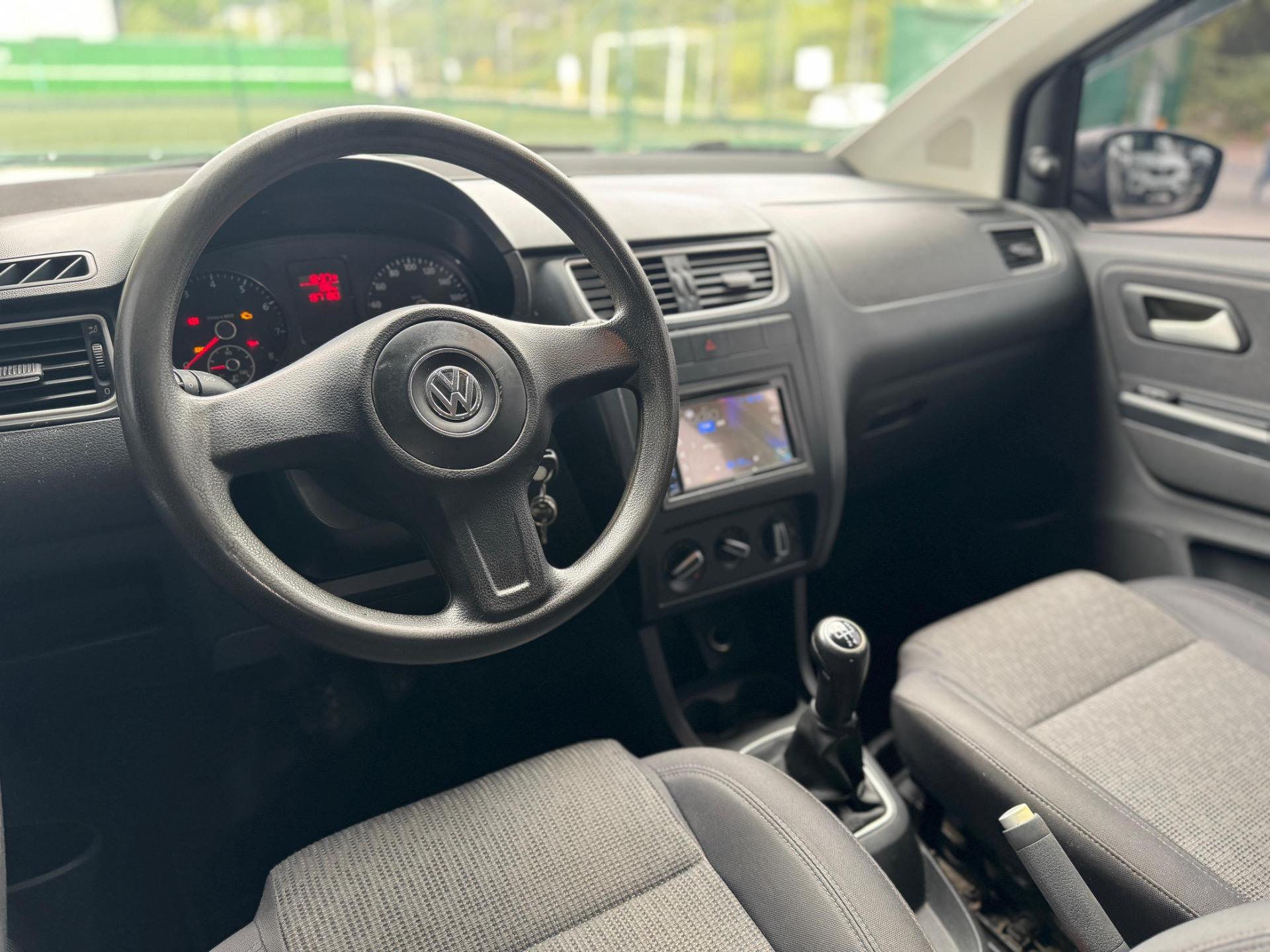 VOLKSWAGEN Fox - Foto