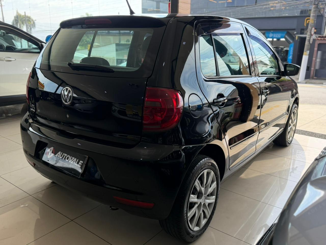 VOLKSWAGEN Fox - Foto