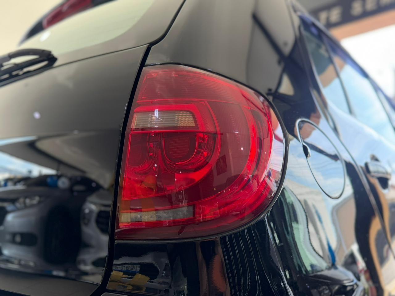 VOLKSWAGEN Fox - Foto
