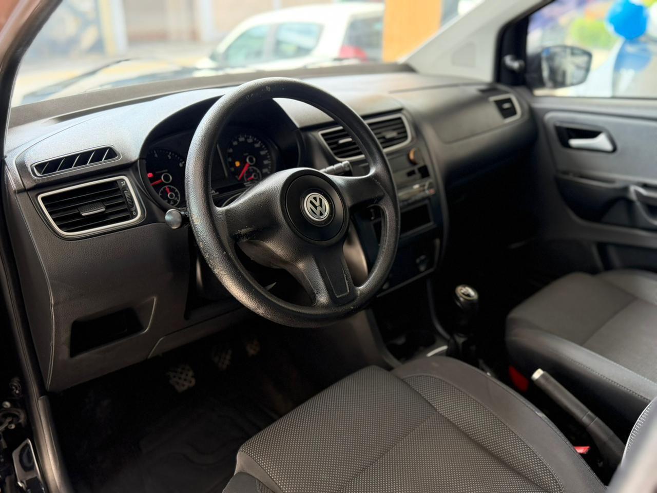 VOLKSWAGEN Fox - Foto