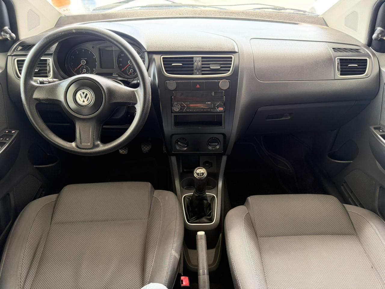 VOLKSWAGEN Fox - Foto
