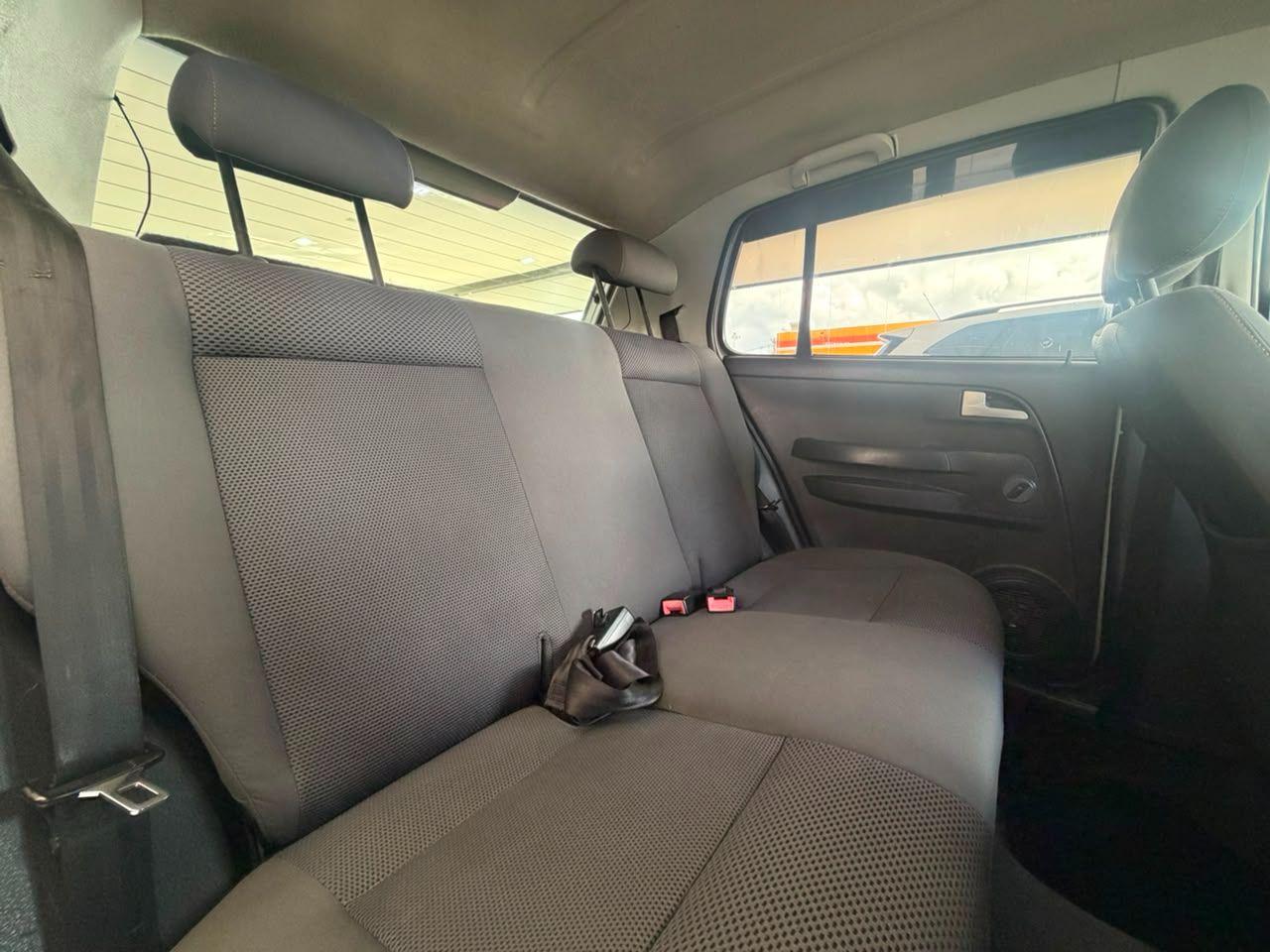 VOLKSWAGEN Fox - Foto