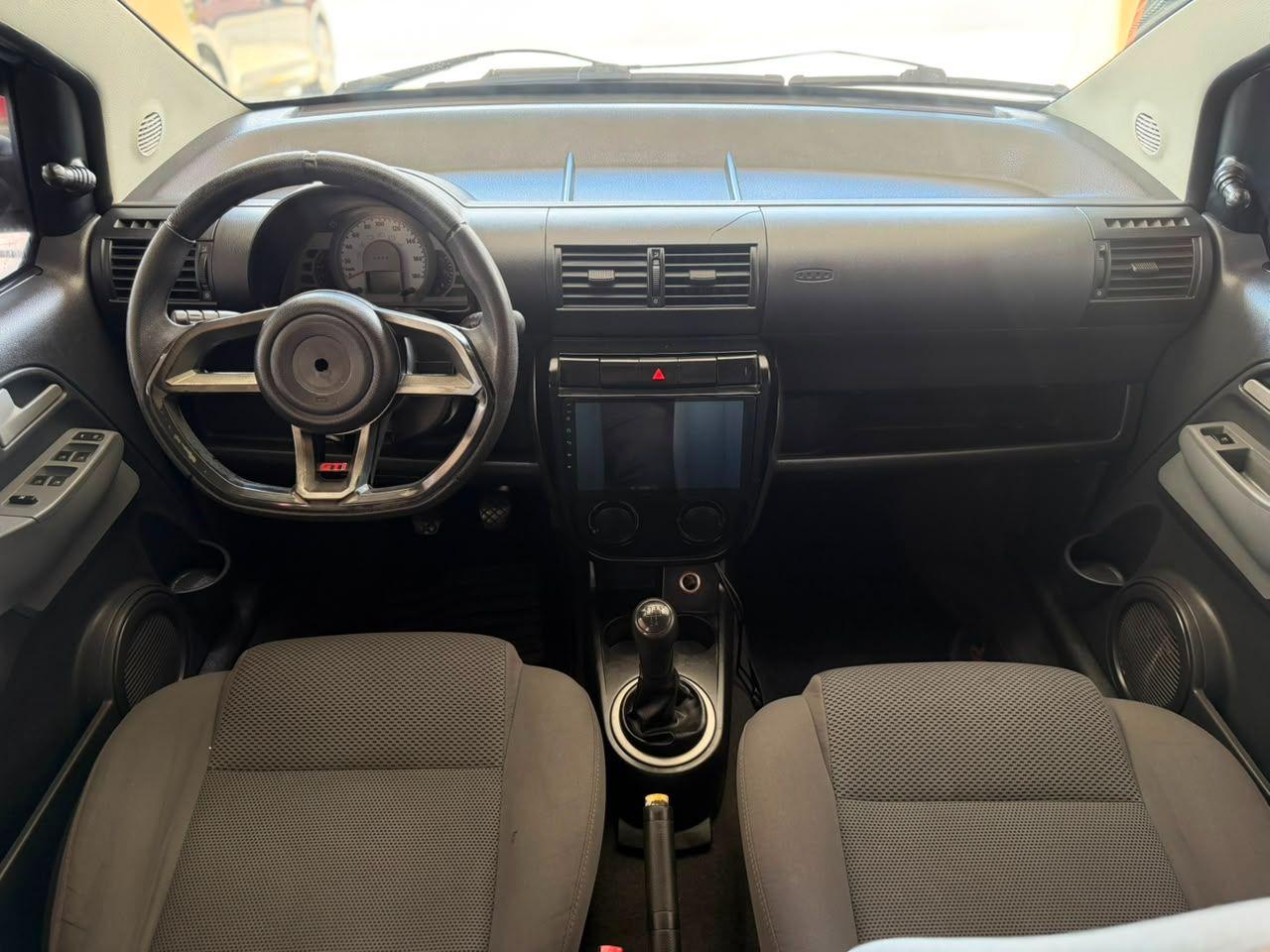 VOLKSWAGEN Fox - Foto