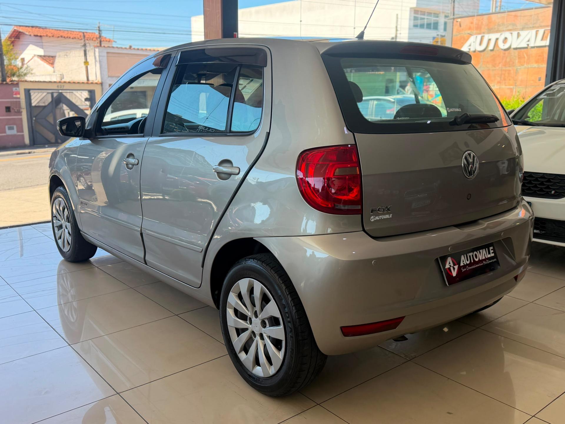 VOLKSWAGEN Fox - Foto