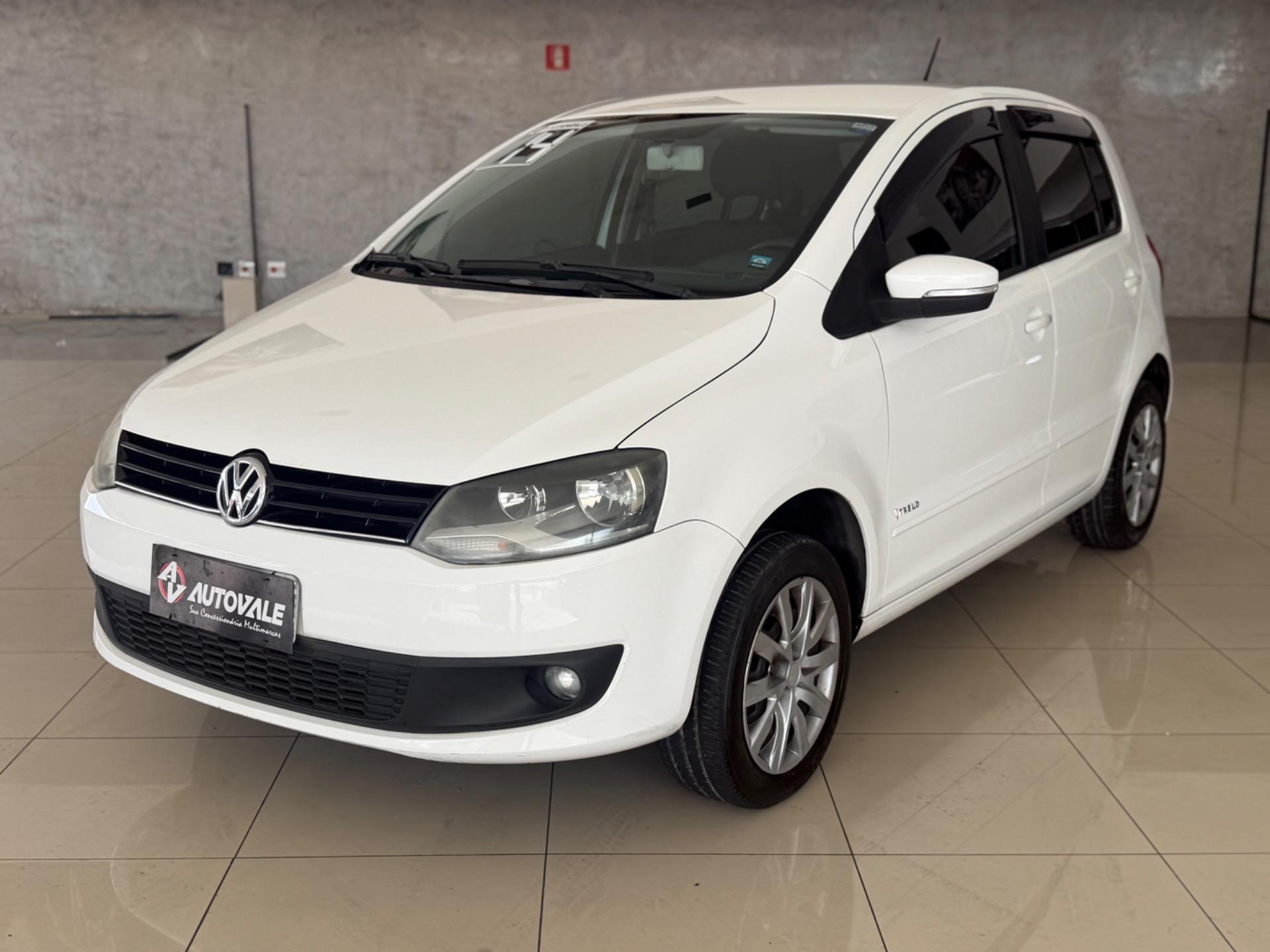 VOLKSWAGEN Fox - Foto