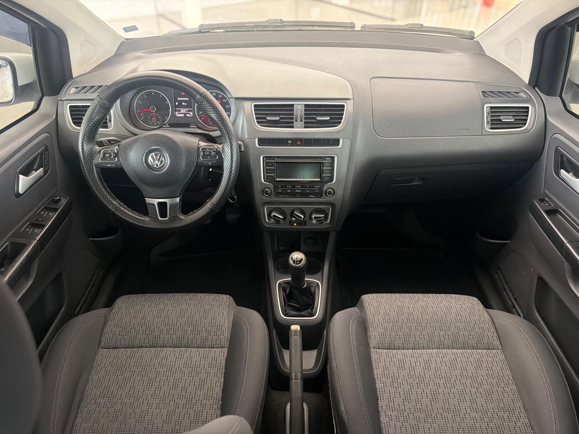 VOLKSWAGEN Fox - Foto