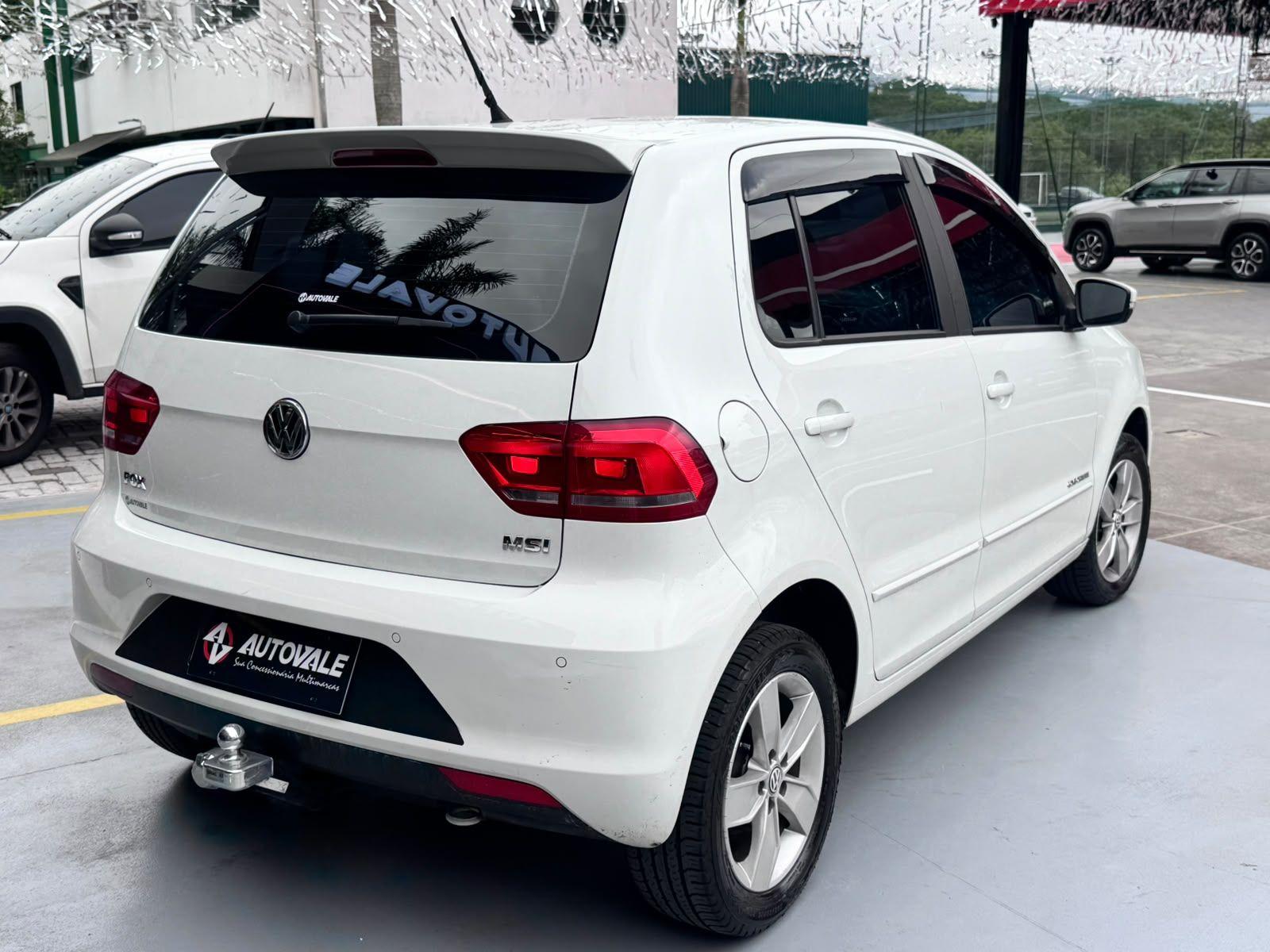 VOLKSWAGEN Fox - Foto