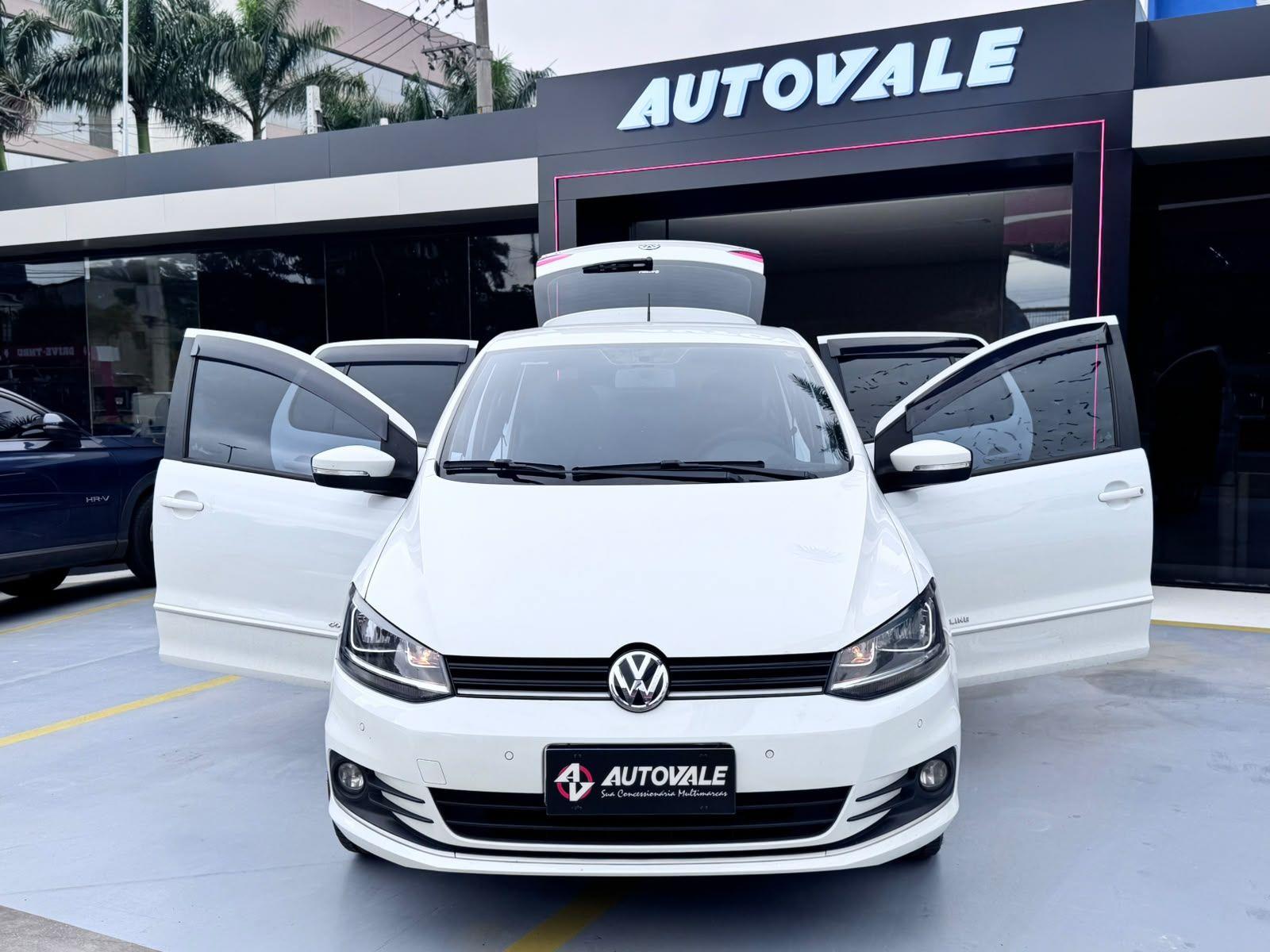 VOLKSWAGEN Fox - Foto