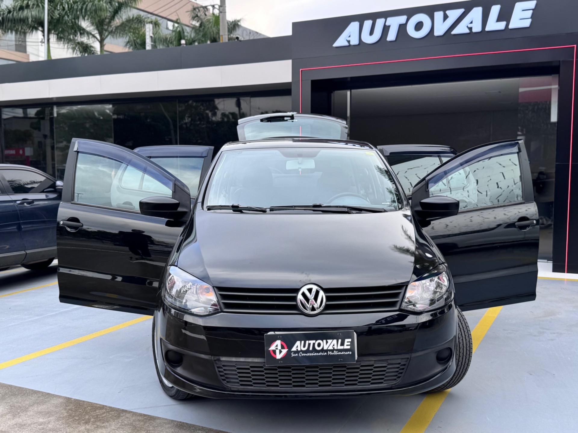 VOLKSWAGEN Fox - Foto