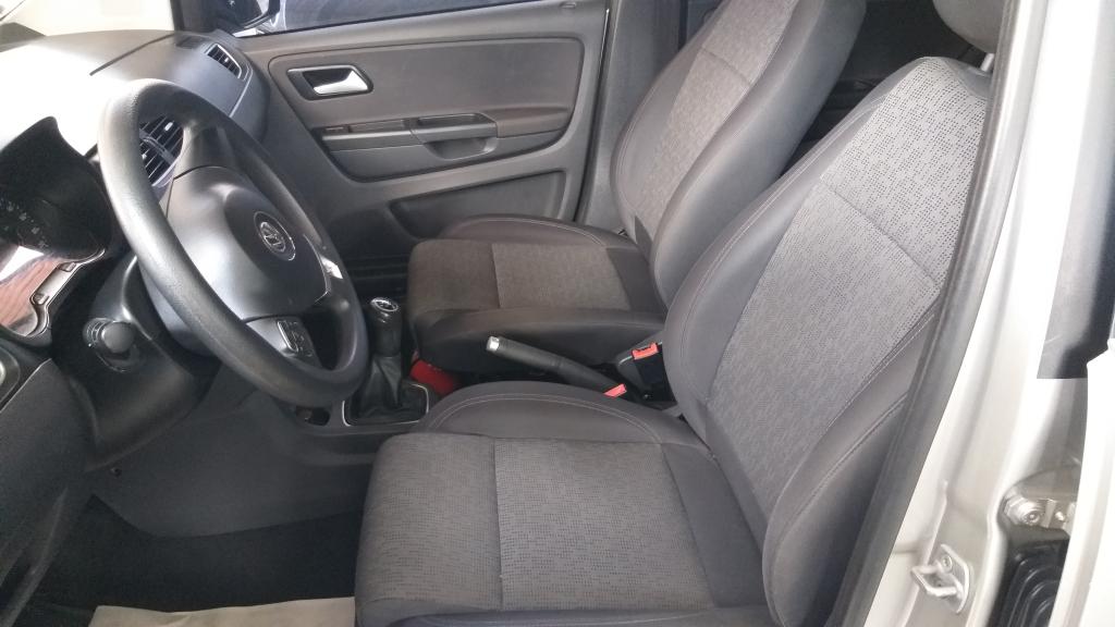 VOLKSWAGEN Fox - Foto