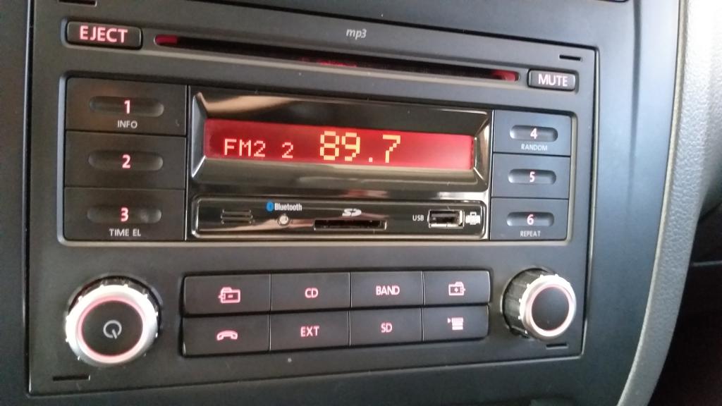 VOLKSWAGEN Fox - Foto