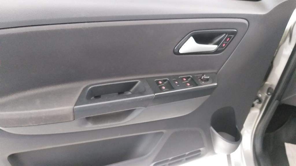 VOLKSWAGEN Fox - Foto