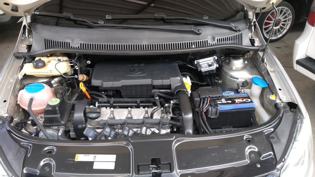 VOLKSWAGEN Fox - Foto