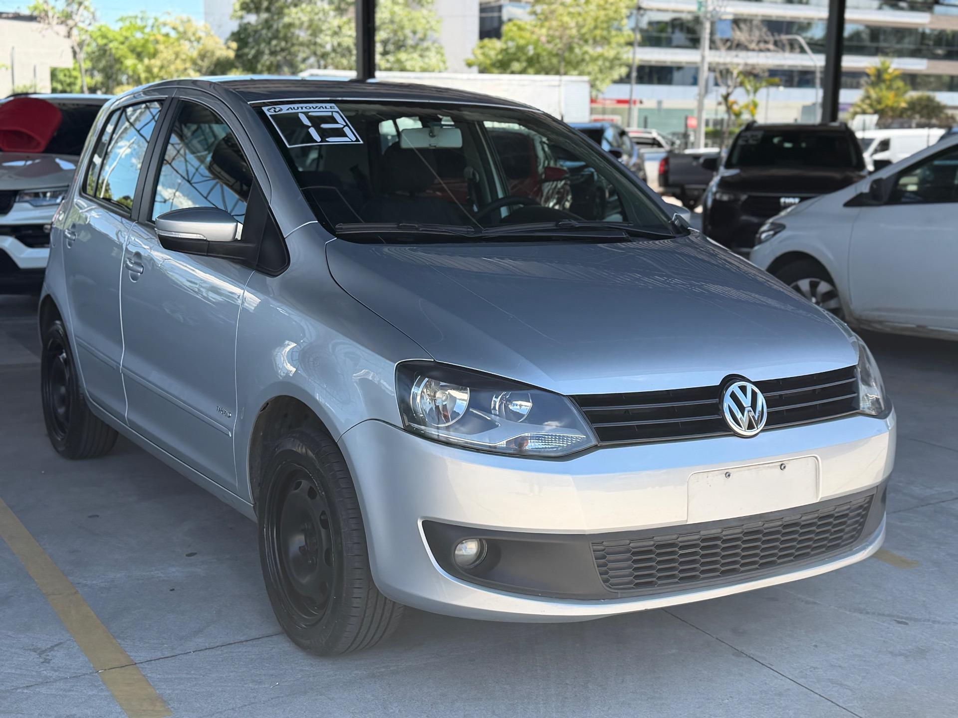 VOLKSWAGEN Fox - Foto