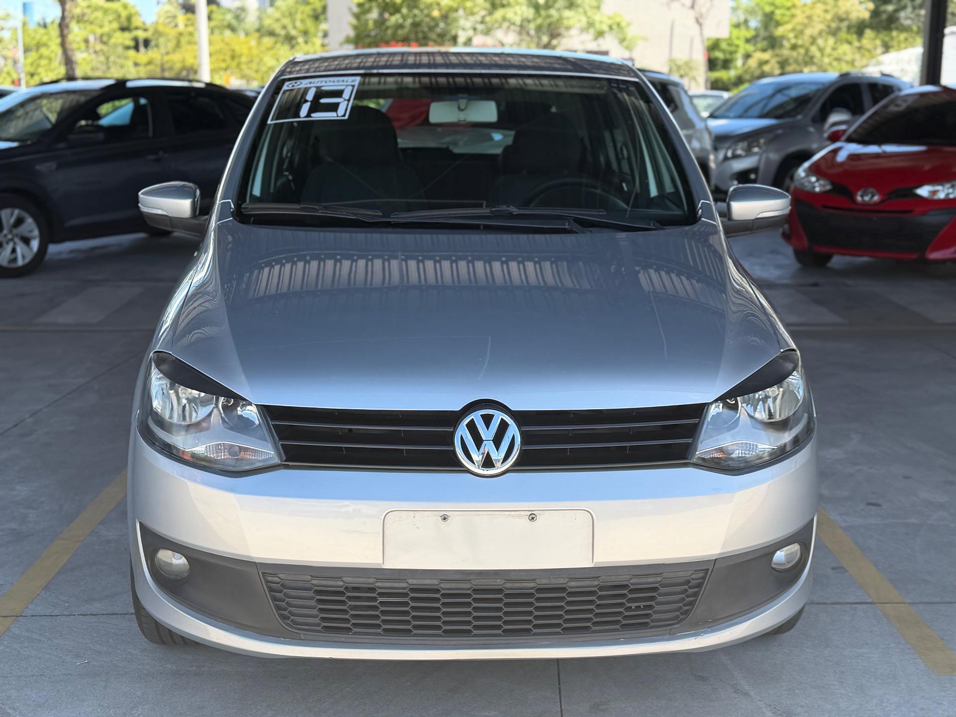 VOLKSWAGEN Fox - Foto